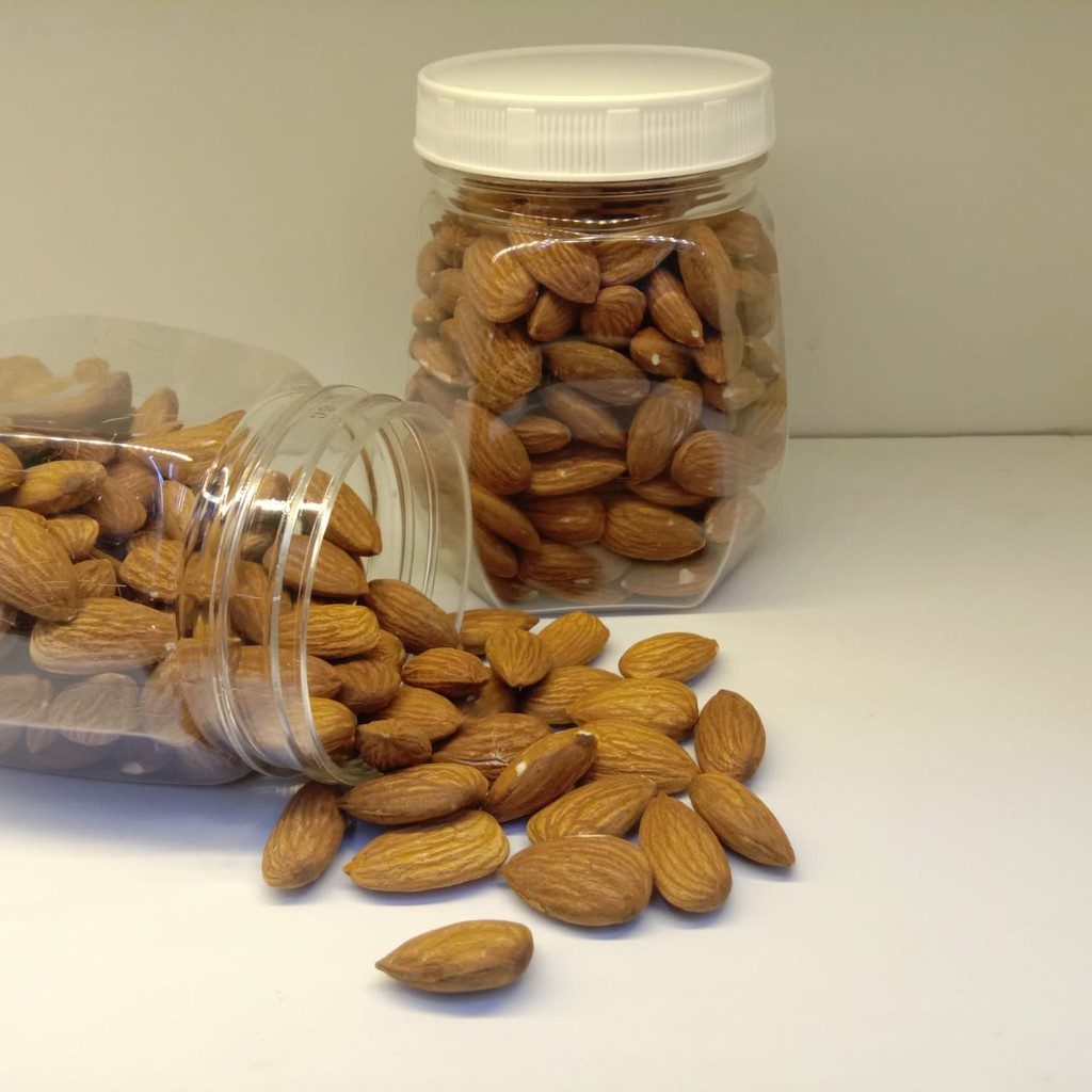 Kacang Almond Kupas (Roasted) Packing 500gram