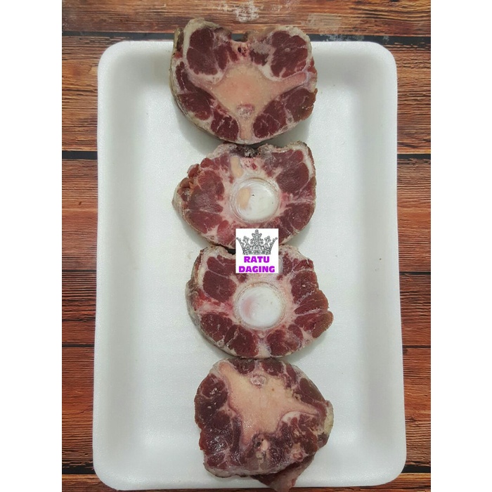 

Buntut Sapi Bagian Tengah / Oxtail Center Cut@500gr