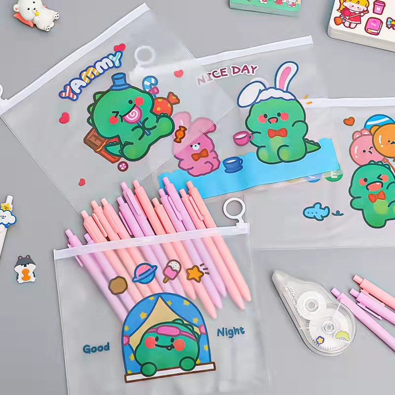 

ED - TEMPAT PENSIL MODEL KOREA MOTIF DINO LUCU TRANSPARAN / KOTAK PENSIL DINO