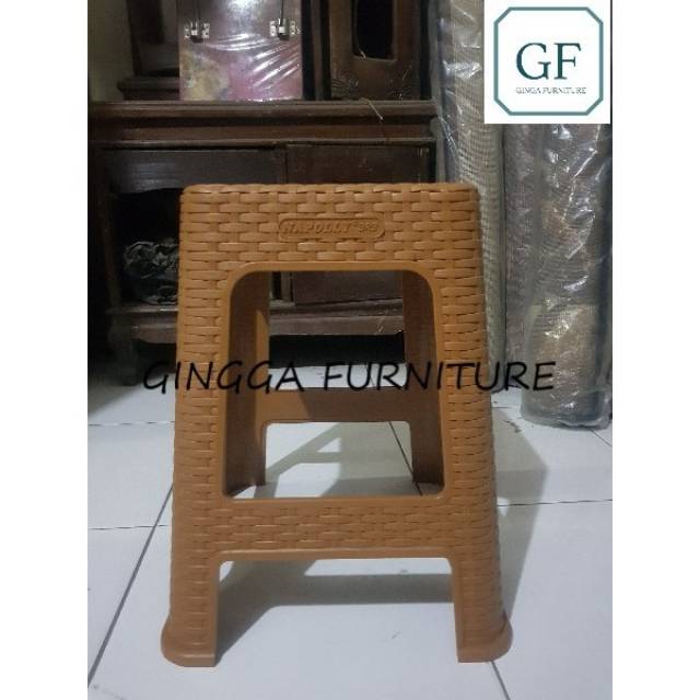 KURSI PLASTIK NAPOLLY BASO MOTIF ROTAN MURAH