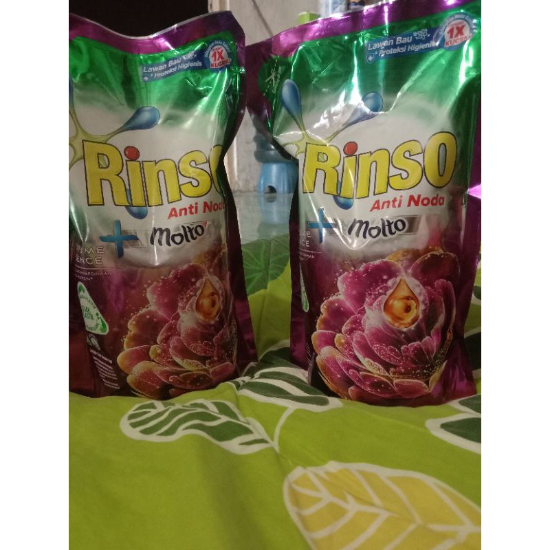 Rinso cair 750ml