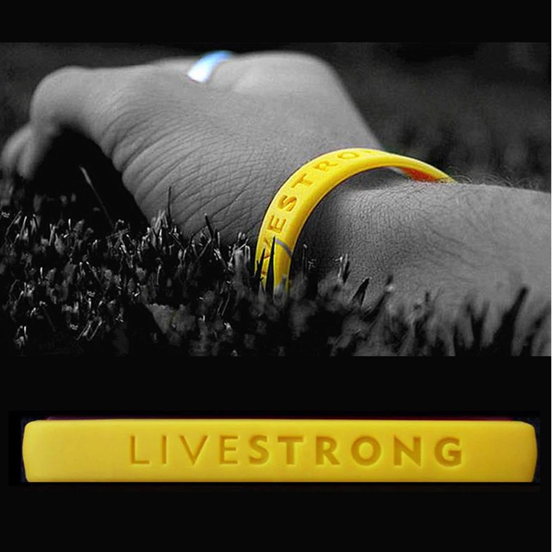 Gelang Pria - LIVE STRONG - Bahan Karet ECO - Aksesoris Fashion [Gratis Ongkir / Cod]