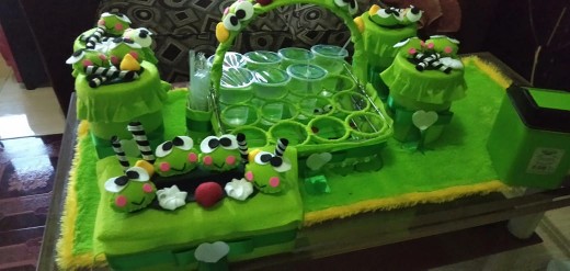 Toples Karakter Flanel Keropi Hijau