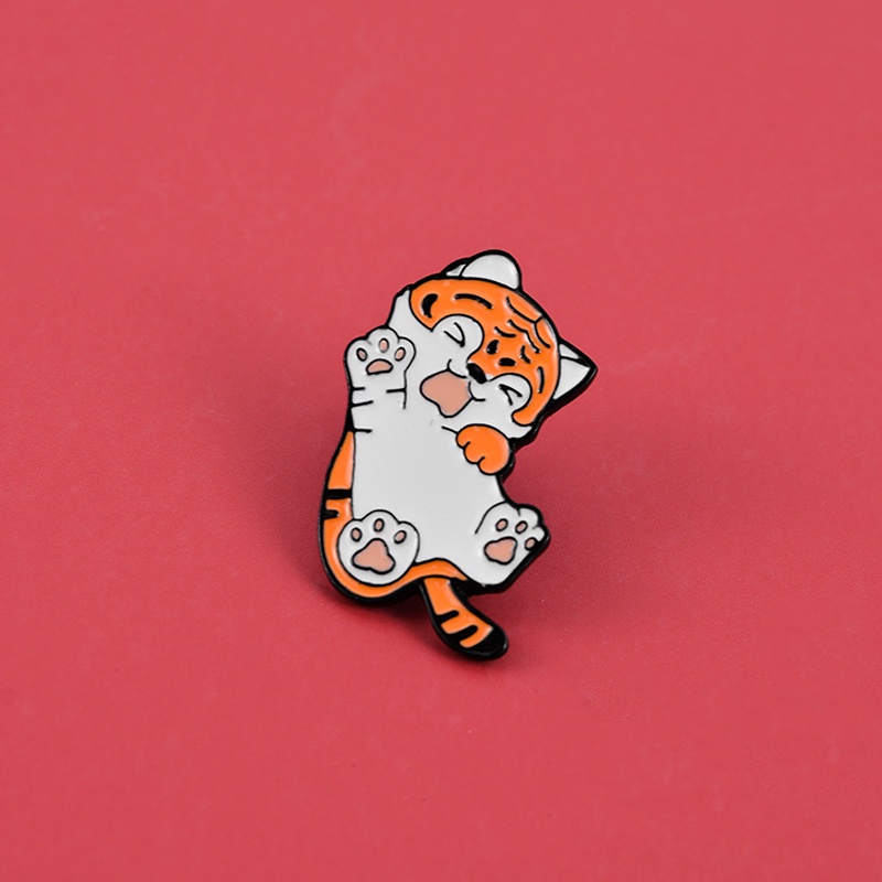 Bros Pin Enamel Bentuk Hewan Harimau Fortune Untuk Aksesoris Pakaian