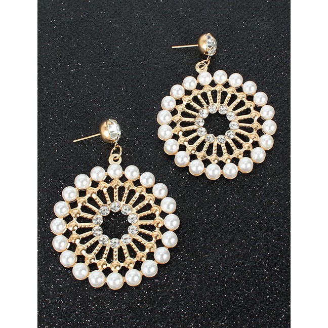 LRTCFashion Golden Round Pierced Earrings With Alloy Diamonds And Pearls K44380