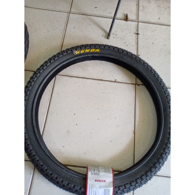 BAN LUAR Kenda 20x1.75