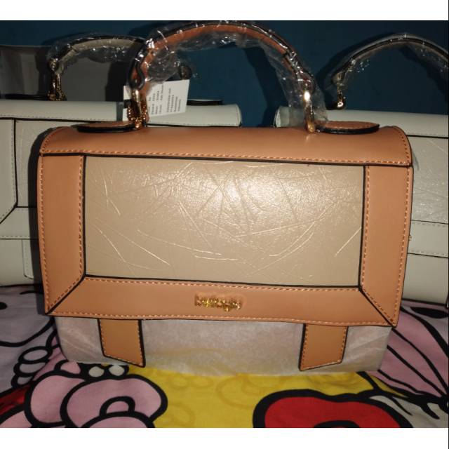 

Bellagio art 234 pink