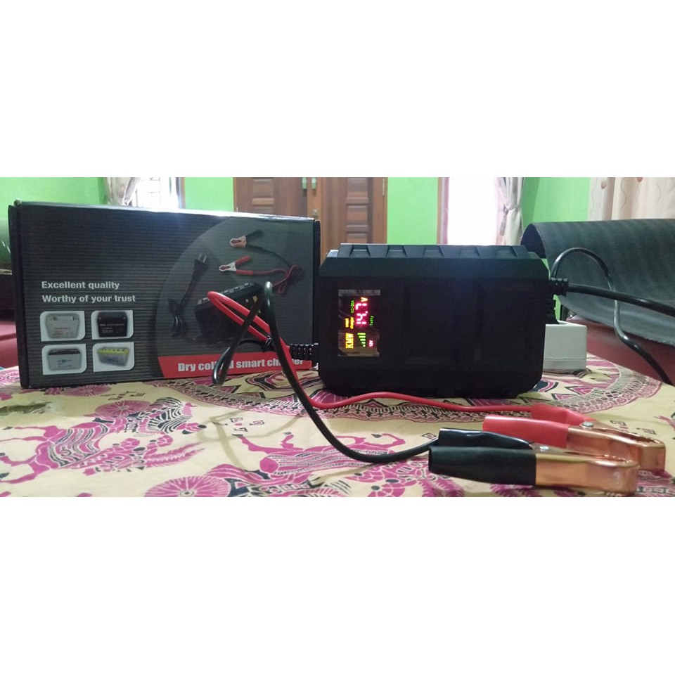 Charger AKI 20A _ 12v