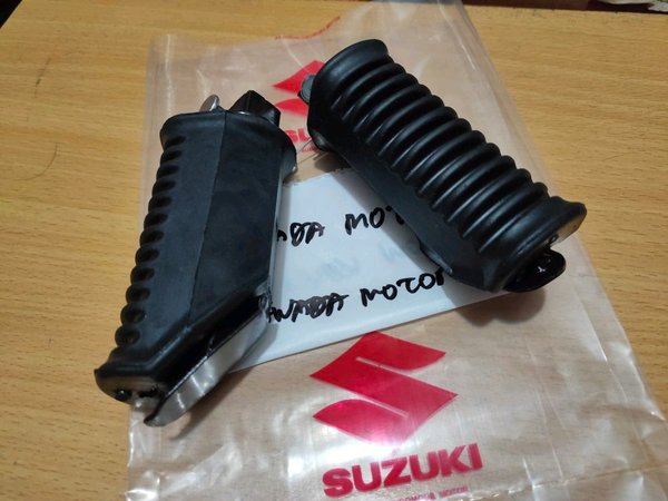 FOOTSTEP BELAKANG PIJAKAN KAKI  SUZUKI  SHOGUN FD125