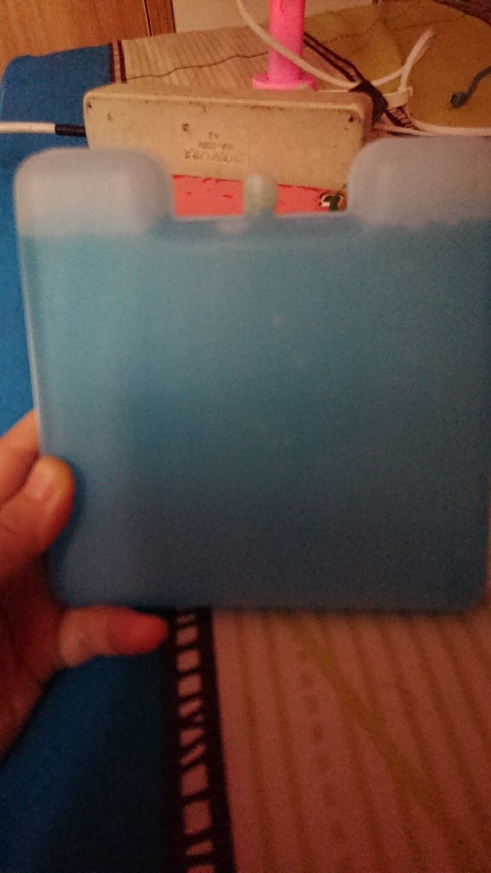 Ice Pack Kotak Blue Ice Pack 15x15x2,5cm Pengganti Dry Ice