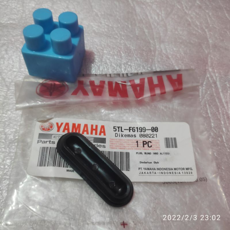 PLUG KARET PENUTUP BOX BAGASI MIO SPORTY SMILE ORIGINAL ORI YAMAHA