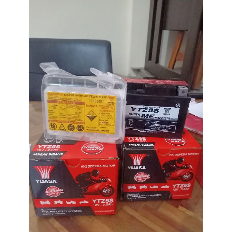 aki motor merk yuasa