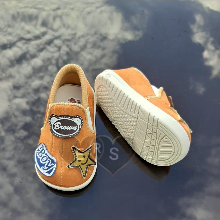 TOKOERS SOL09 Sepatu Slip On Anak Laki Laki banyak motif Umur 1 2 3 thn - boy dan bintang