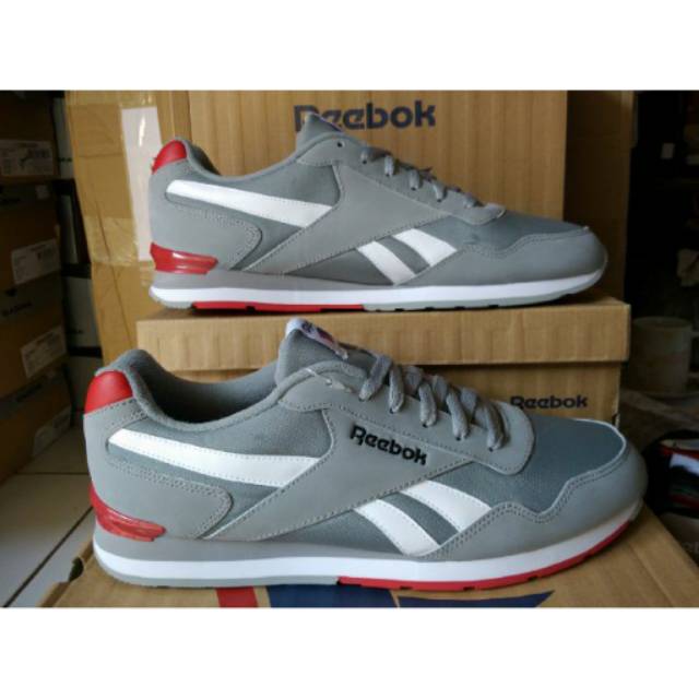 harga reebok royal cl jogger