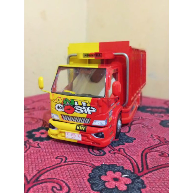 miniatur-truk-pvc