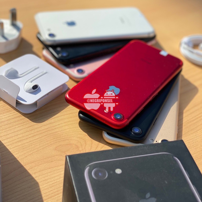 Apple Iphone 7 32GB 128GB Like New-3