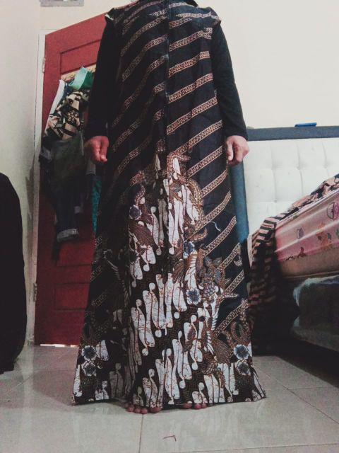 Auter Batik Wanita Sogan Salur Parang