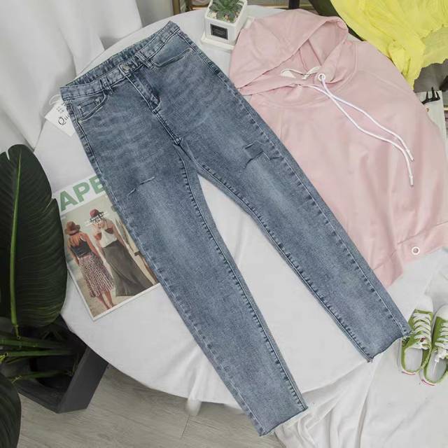 knee cut levis  celana  jeans wanita  sobek lutut celana  