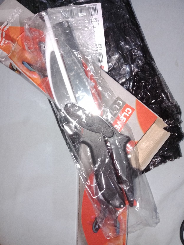 Pisau Gunting Talenan Multifungsi Food Chopper Alat Pemotong Unik Clever Cutter As Seen On Tv  M438