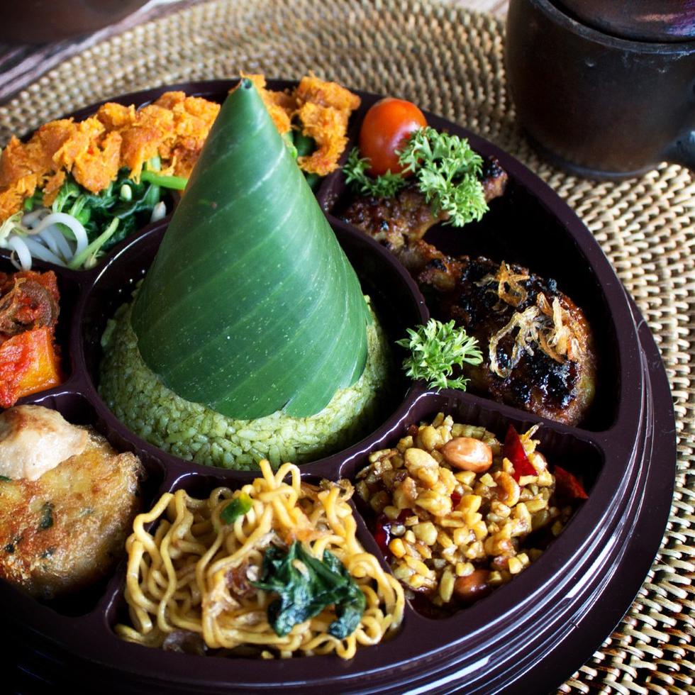 

Zvf99 Nasi Tumpeng mini sekat siap saji Porsi Bervariasi ,.,.,.,,