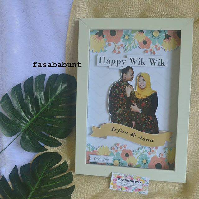 

ScrapFrame . Kado Wedding Murah Unik