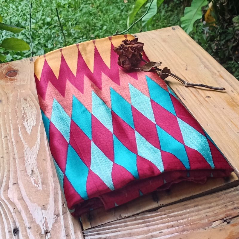 Bahan Kain Silk Halus Sekar Seruni