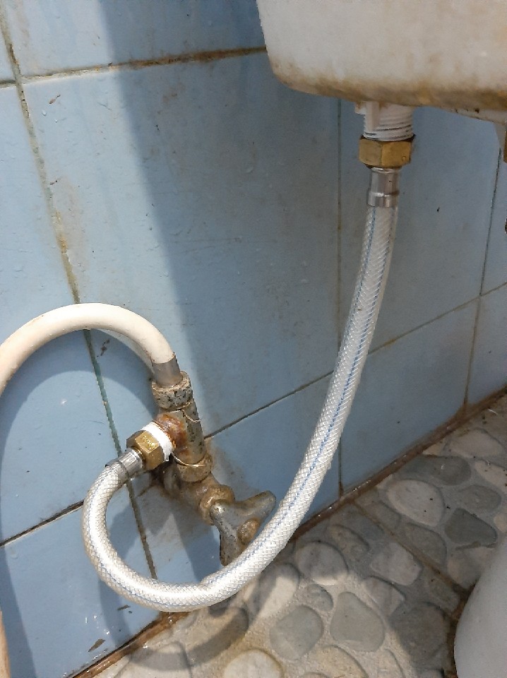 Slang Shower 40 Cm Pvc Atau Elastis Kuningan - Selang Flexibel - Slang Flexibel