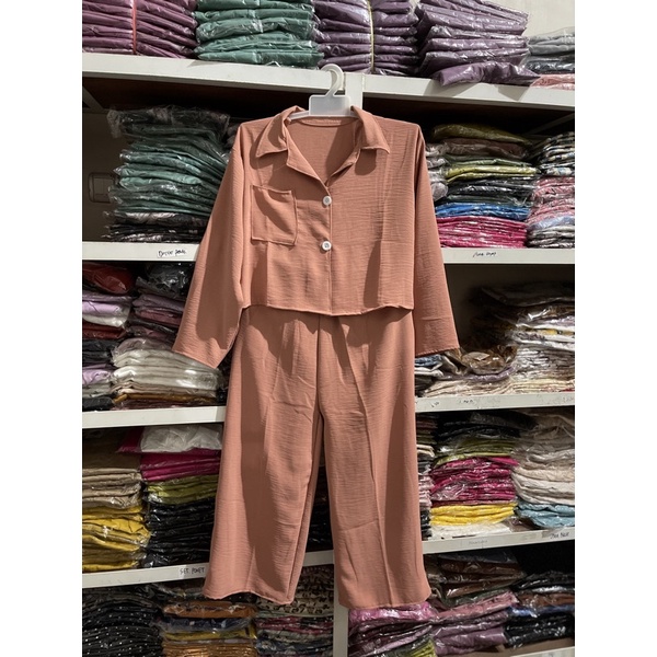ONE SET CROP TOP BLEZER || KEMEJA CROP CRINGKLE || SET WANITA-NUDE