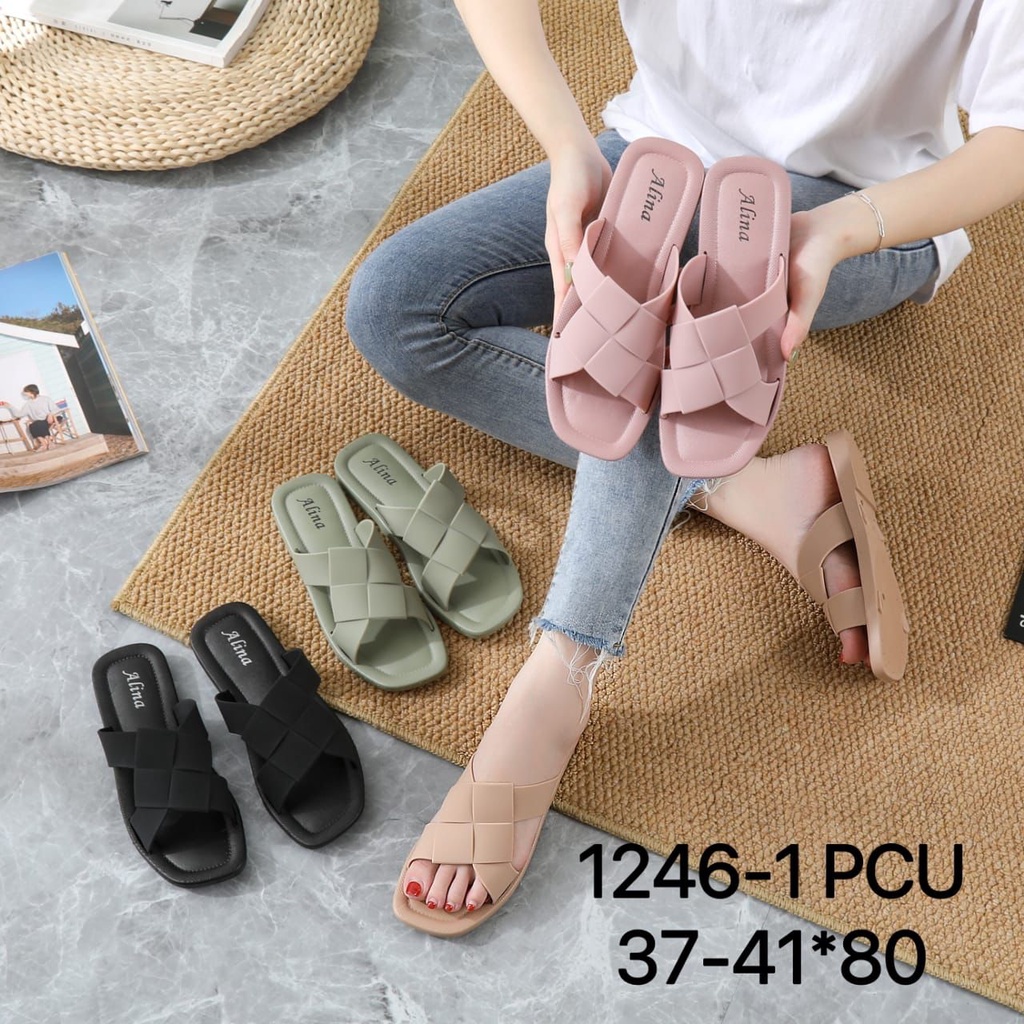 Sandal Wanita Terbaru 2022/Sendal Selop Jelly Balance 1246/Teplek Karet Import