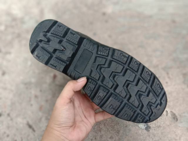 SEPATU KERJA SAFETY PROYEK PABRIK UJUNG BESI / SEPATU SAFETY PRIA WANITA UNISEX / SEPATU KERJA SPBU POM CHEF MOTOR TOURING COWOK CEWEK / CATERPILLAR BOOT SAFETY SHOES