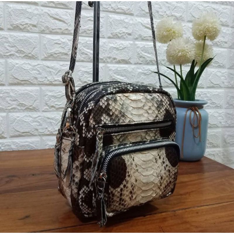 tas kulit selempang cowok