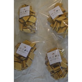 

ALMOND SANDWICH COOKIES (KUKIS ALMOND COKLAT/KUE KERING/KUE MENTEGA) by The Moon Padang