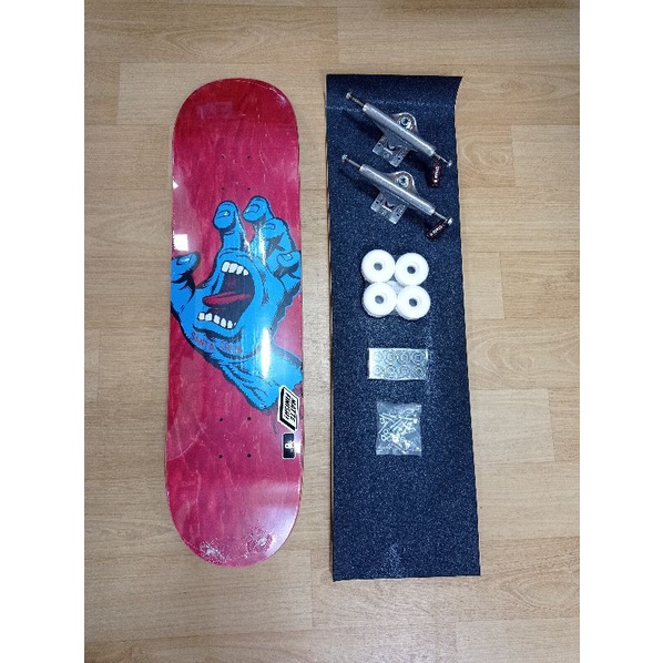 Skateboard fullset versi di rakit santa cruz  8.0