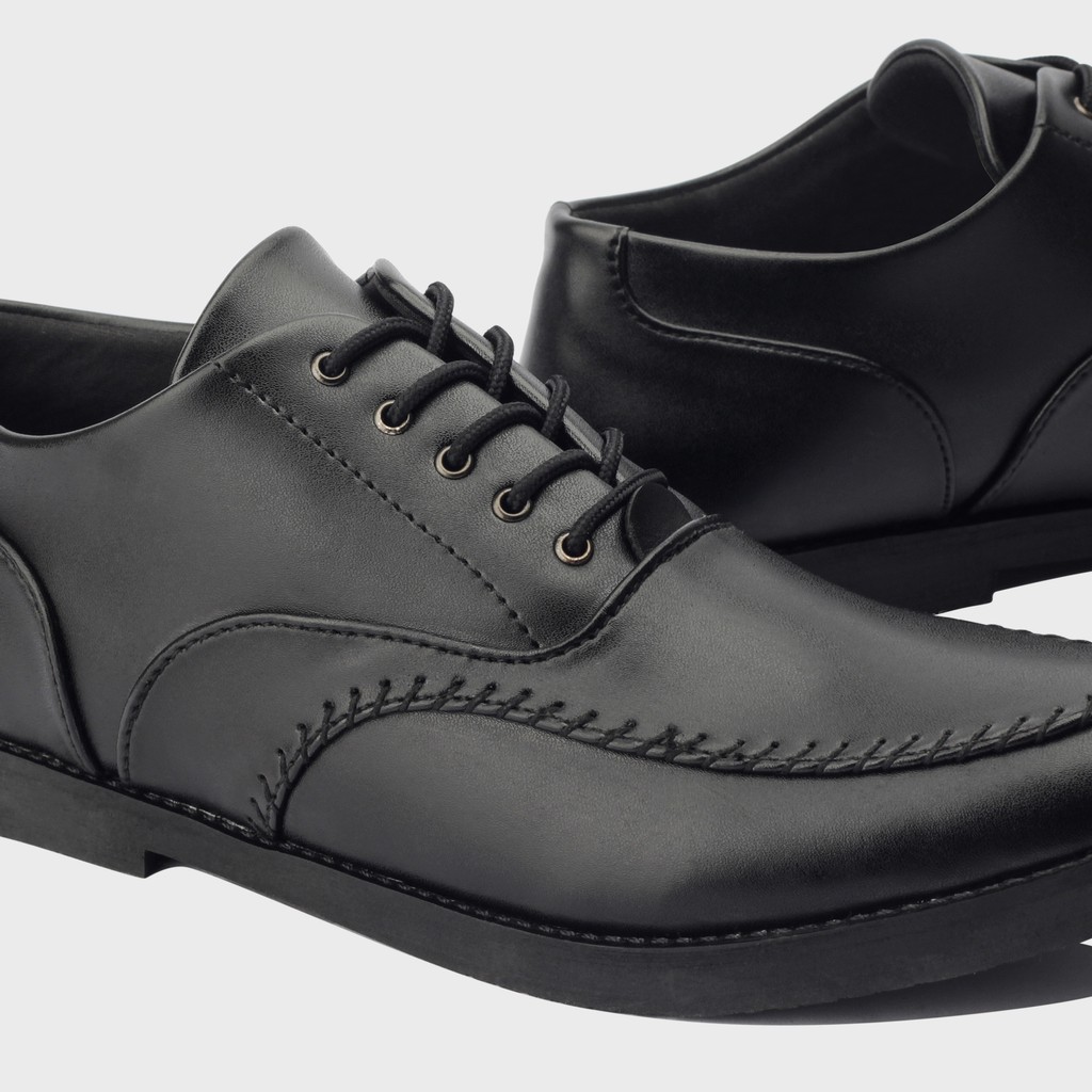 Bolton Black | Sepatu Pantofel Hitam Pria Casual Kerja Cowok Kantor Pantofel Laki | FORIND x Giant Flames