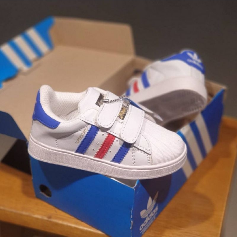 SEPATU ANAK CASUAL MODEL TALI DAN STREP