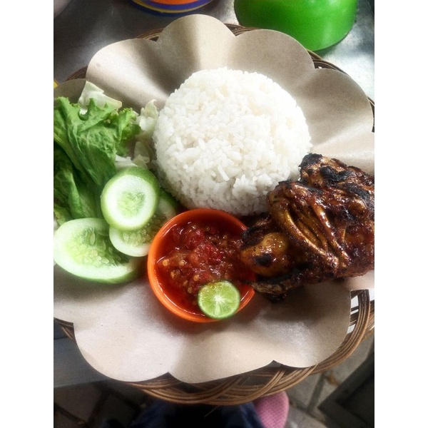 

AYAM BAKAR TEH ENI