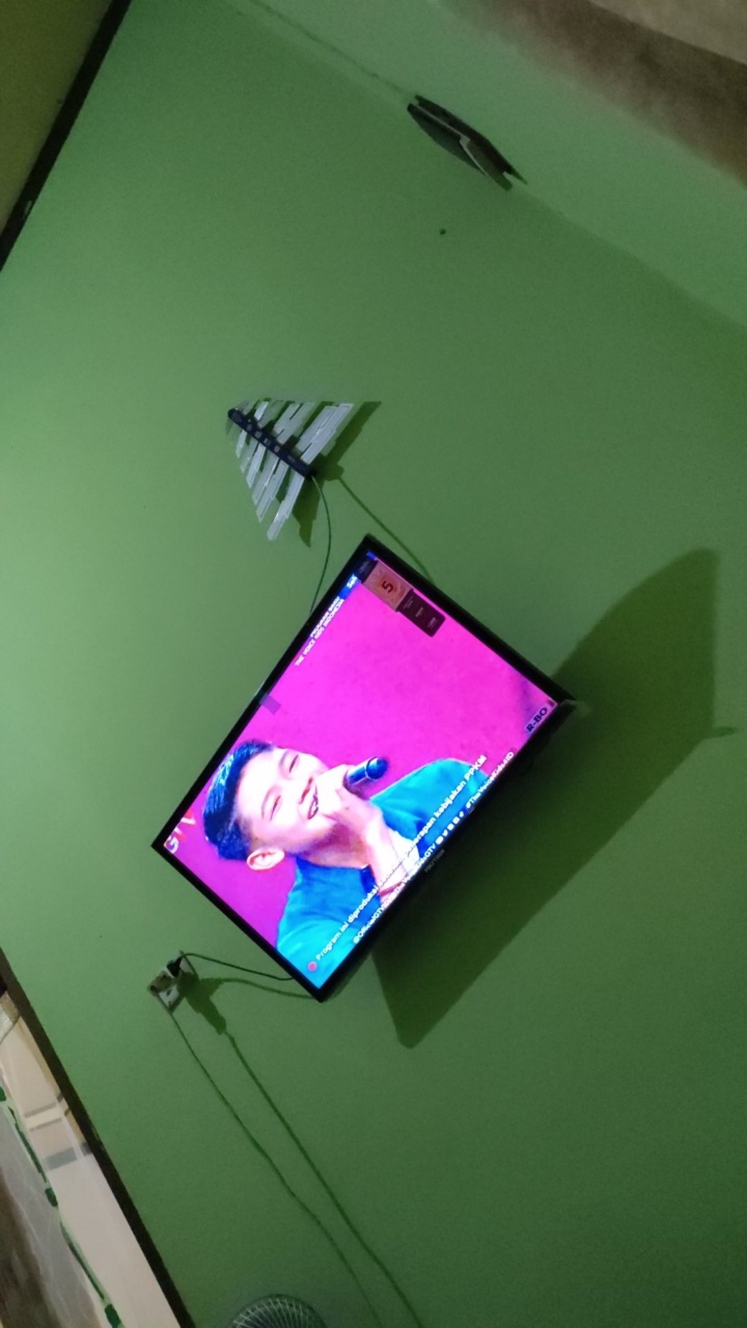 Kemeja Batik Pria Lengan Pendek Mataram