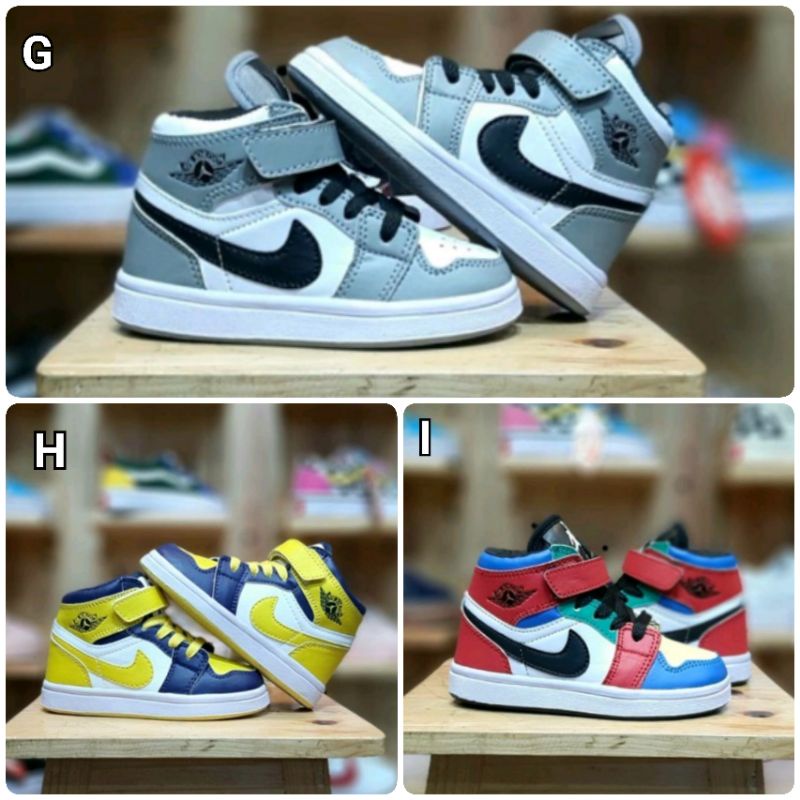 SEPATU ANAK NIKE JORDAN 1 RETRO