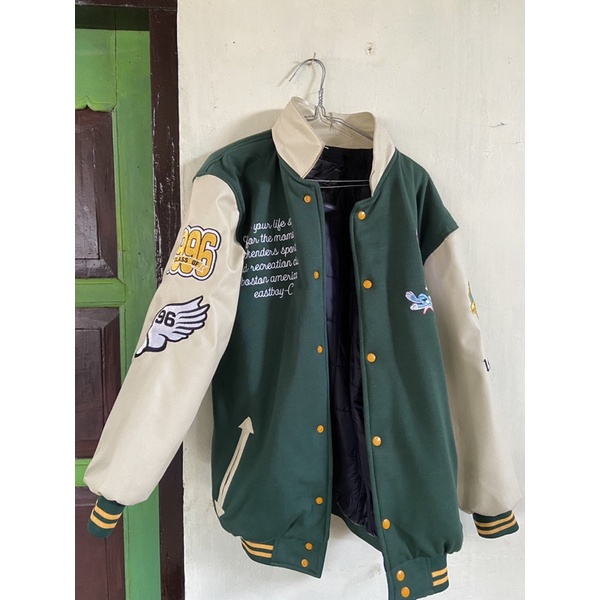 varsity JAKARTA VIBES