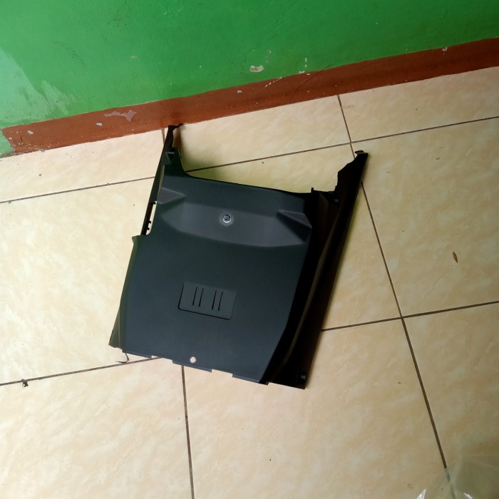 Kolongan dek kolong Vario 125/150 LED lama