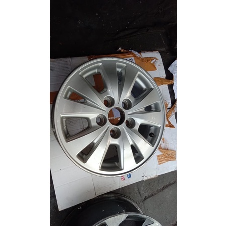 Velg OEM Toyota Kijang Innova V R15