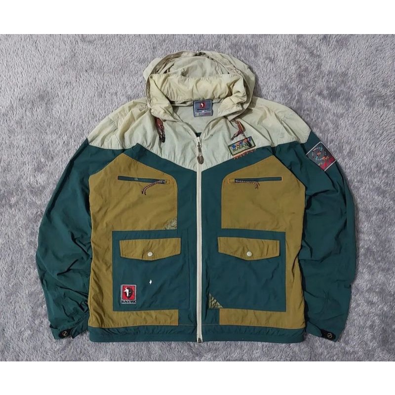 JAKET THRIFT VINTAGE WINDBREAKER PARKA BLACK YAK COLORBLOCK UNISEX PRIA WANITA