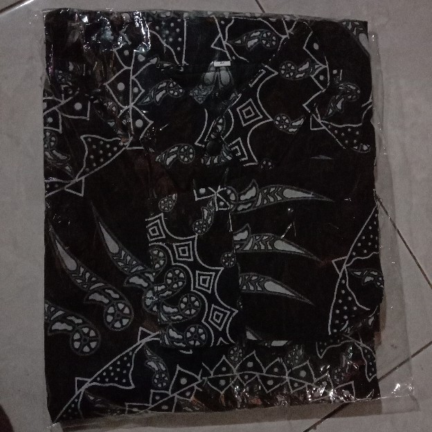 Hem Batik Pria Terlaris