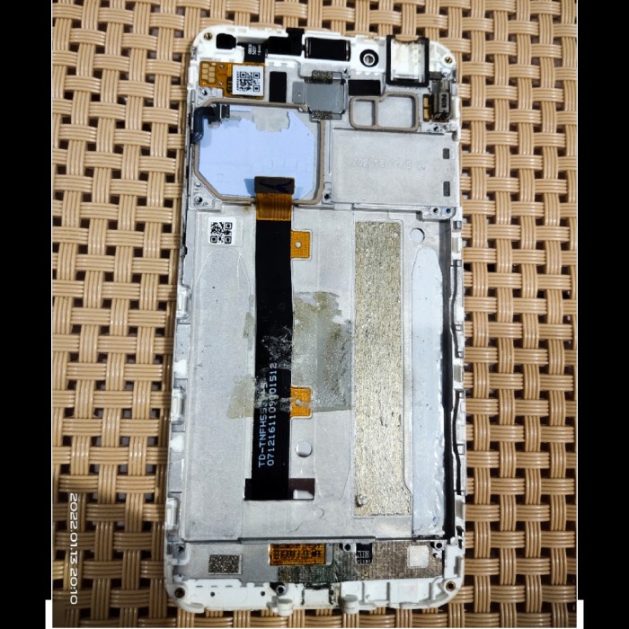 Frame atau tatakan lcd asus Zenfone 3 max 5,5 original copotan