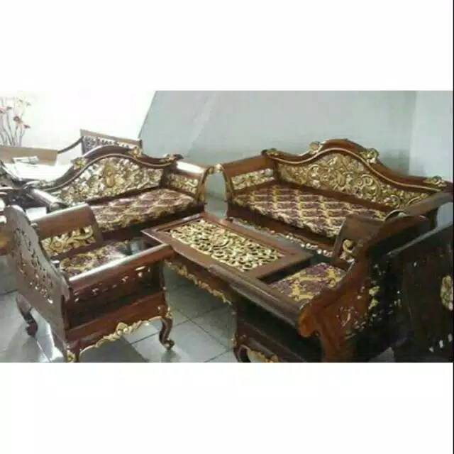 Kursi tamu Arimbi lengkung