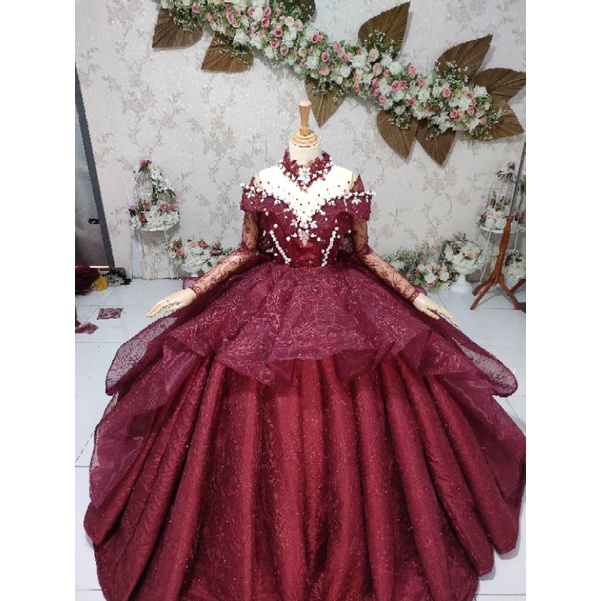 seri A gaun pengantin Sabrina peplum