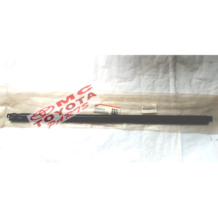 Pelipit Pintu / Karet Kaca Luar Depan Kanan Vios Limo 68160-0D040-TH