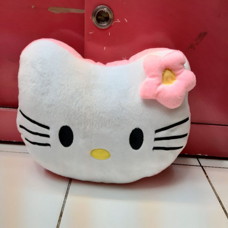 Boneka Hello Kitty kepala