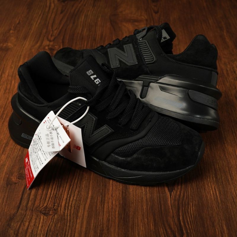 New Balance 997s (Black)