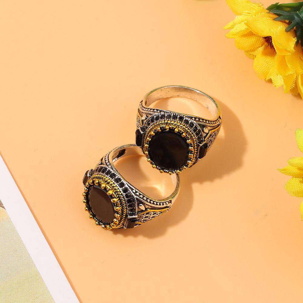 Lily Cincin Pria Pesta Perhiasan Keagamaan Retro Dengan Batu Onyx Hitam